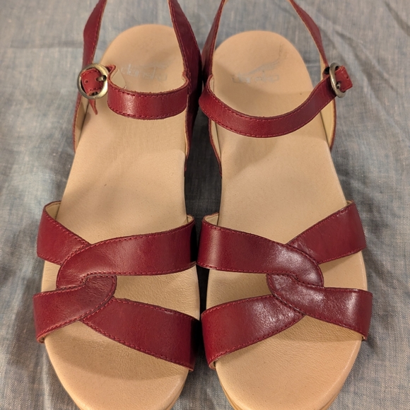 Dansko Karen Red Burnished Calf Sandals Size 38 - Picture 2 of 5